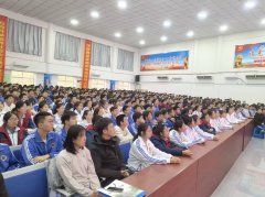 机械学院赴大石桥开展本科生招生宣传工做