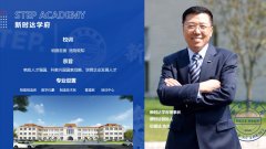 “机械人制制机械人”